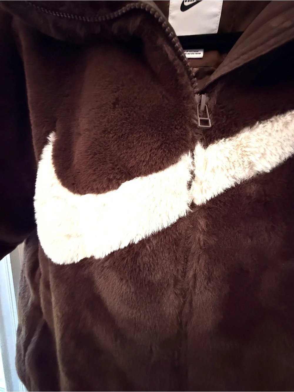 Nike Sportswear Essentials Faux Fur Teddy Jacket Brown Cream Oversized M